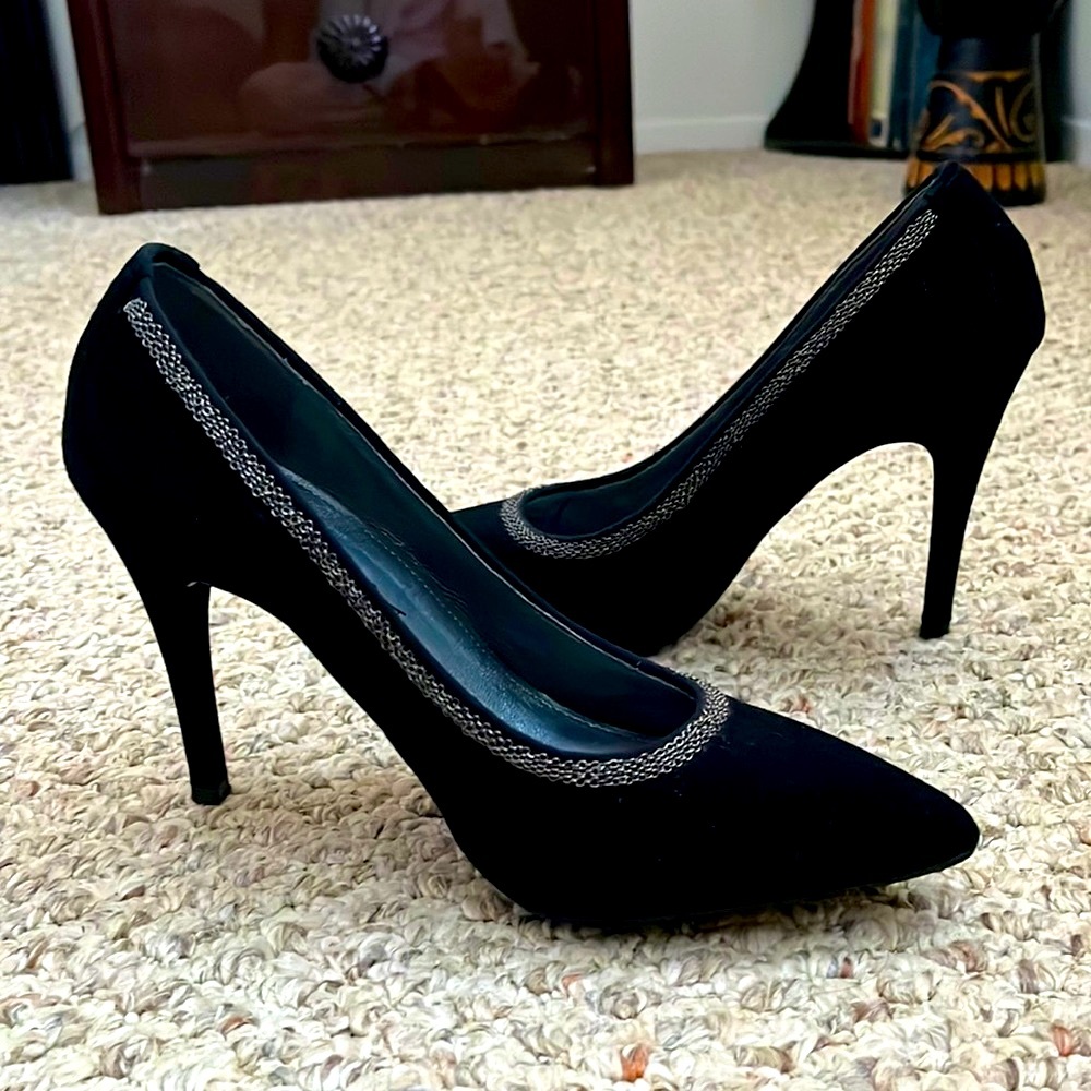 Caressa Black Suede High Heeled Pumps